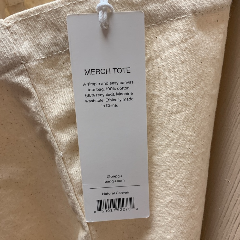 Baggu Poshmark Tote - Picture 8 of 11